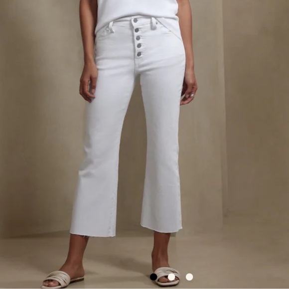 Banana Republic High-Rise Wide-Leg Cropped‎ Jean White, Raw hem size 28 - Picture 1 of 9